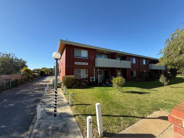 21/4 Minchinson Street, WA 6169