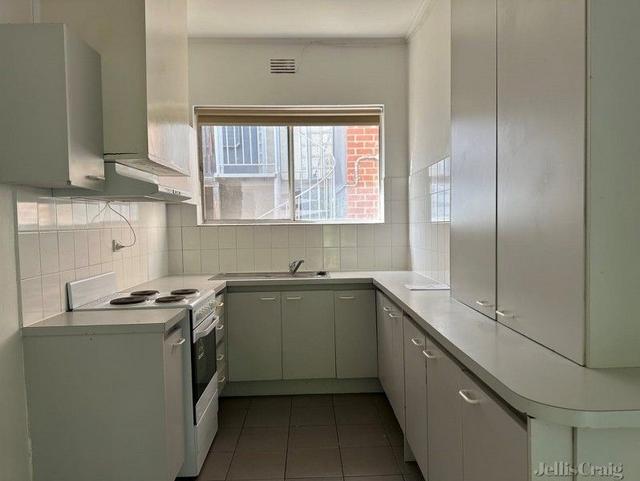 16/18 Lennon Street, VIC 3052