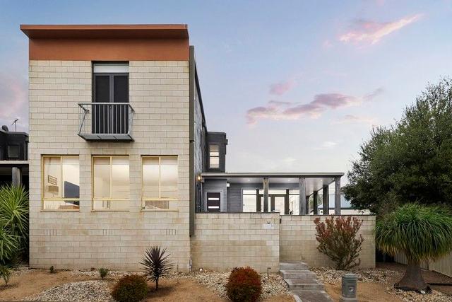 11 Outlook Way, VIC 3429