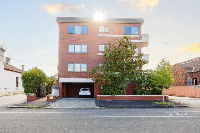 2/19 McIlwraith Street, VIC 3054