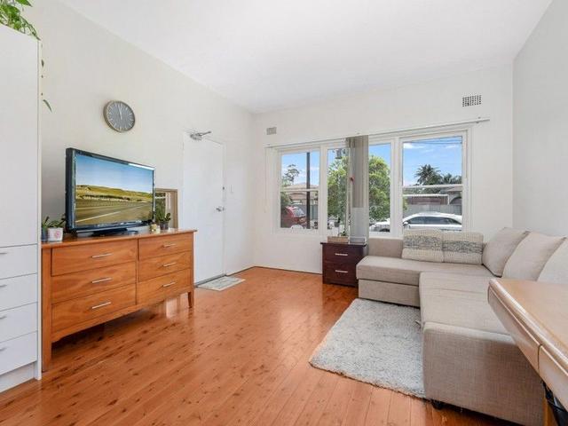 2/64 Railway Street, NSW 2216