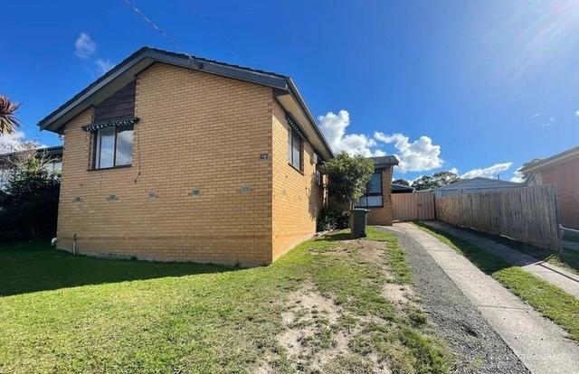 13 Dunbar Grove, VIC 3842
