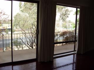 Family Room (2015-04-08)