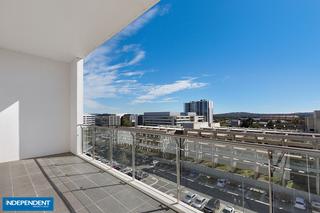Balcony (2014-04-23)