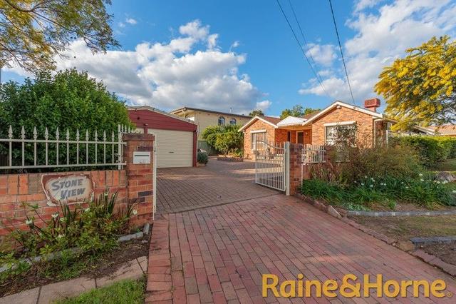 2 Meek Street, NSW 2830