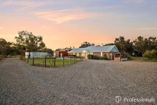 97 Bournbrook Avenue, WA 6122