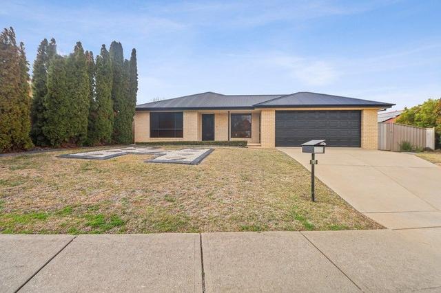 22 Stirling Boulevard, NSW 2650