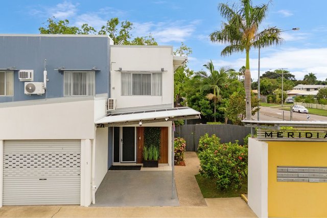 1/4 South Vickers Road, QLD 4815