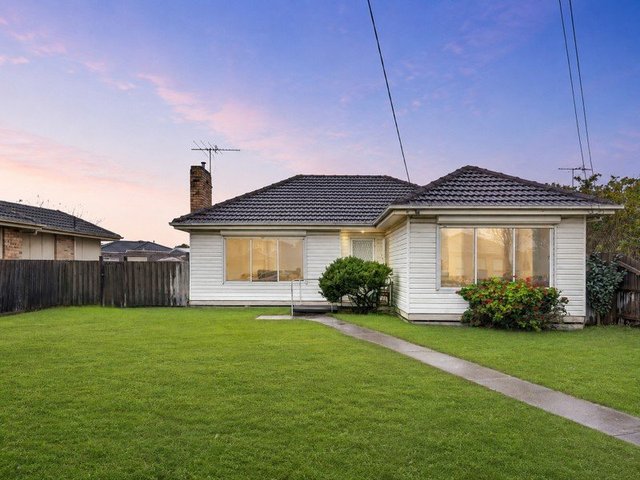 8 Croydon Avenue, VIC 3023