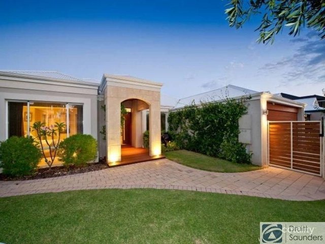 8 Bullrush Street, WA 6018