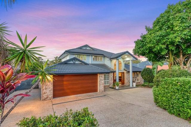 15 Voyager Circuit, QLD 4035