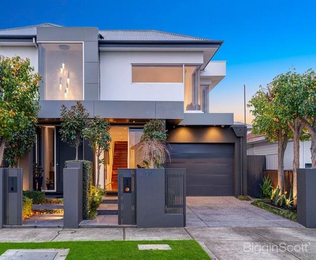2/32 Cathcart Street, VIC 3012