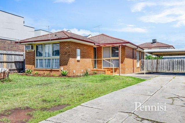 11 Finningley Dr, VIC 3043