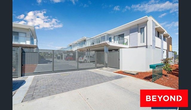 8/30 Bent Street, WA 6107