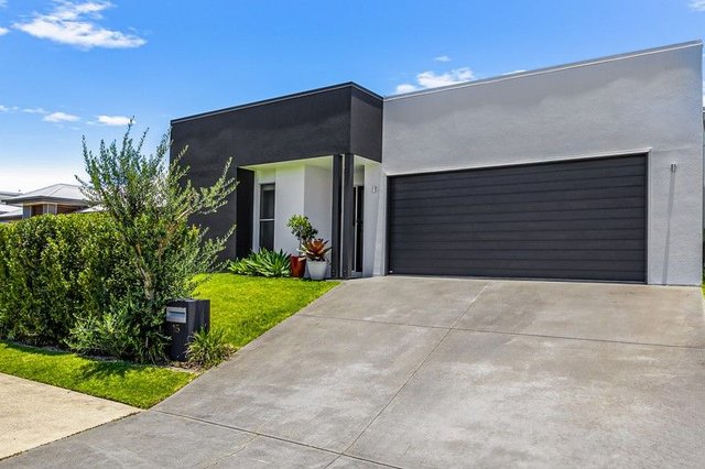 15 Pipeline Ave, QLD 4573