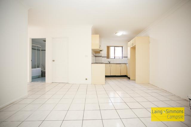 8/56 Ninth Avenue, NSW 2194