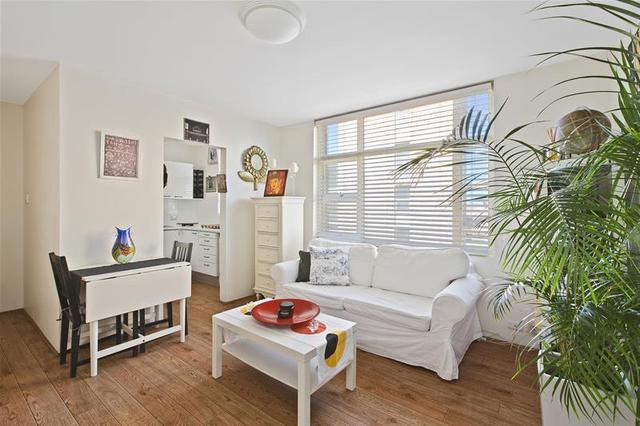 9/4 Clifford Street, NSW 2088