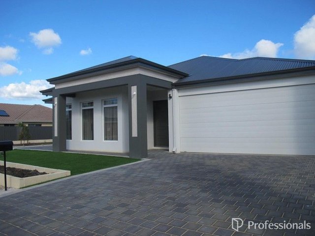 16 Wattleseed Avenue, WA 6164