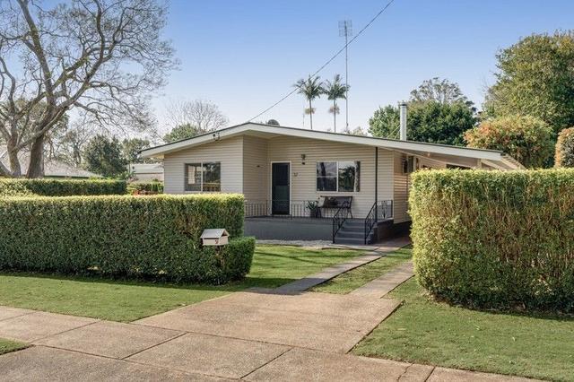 37 South Street, QLD 4350