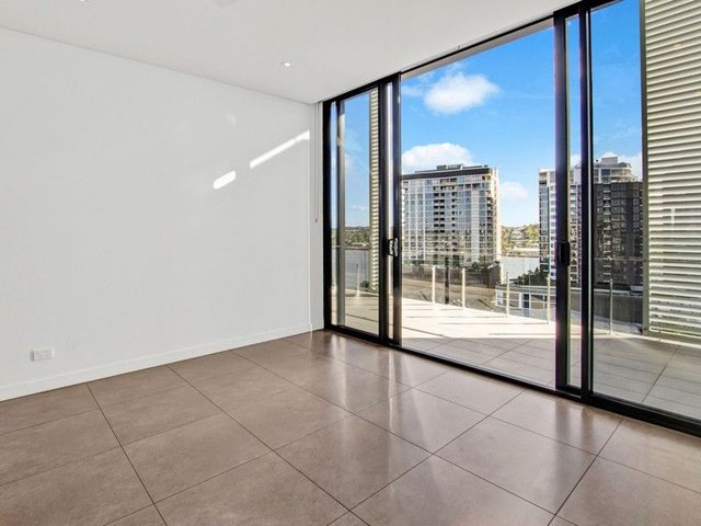 Type F/33 Remora Road, QLD 4007