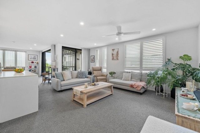 8/305 Easthill Drive, QLD 4226