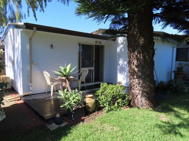 Granny Flat/43 Warruga Way, WA 6065