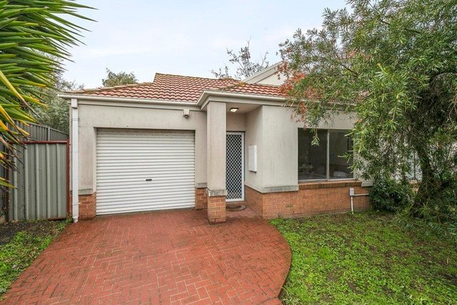 20 Seggan Circle, VIC 3043