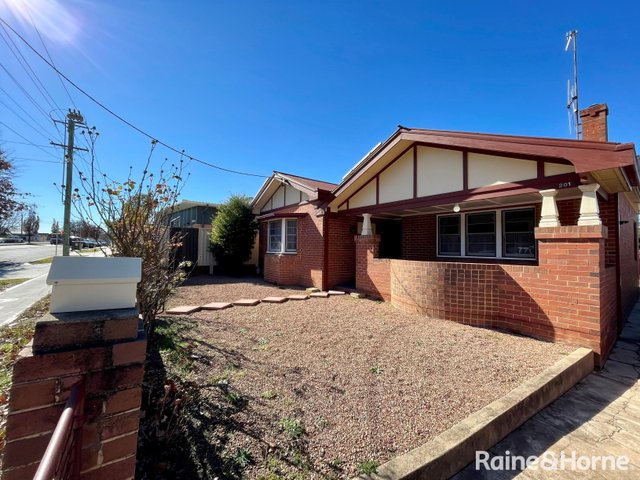 1/201 Bourke Street, NSW 2580