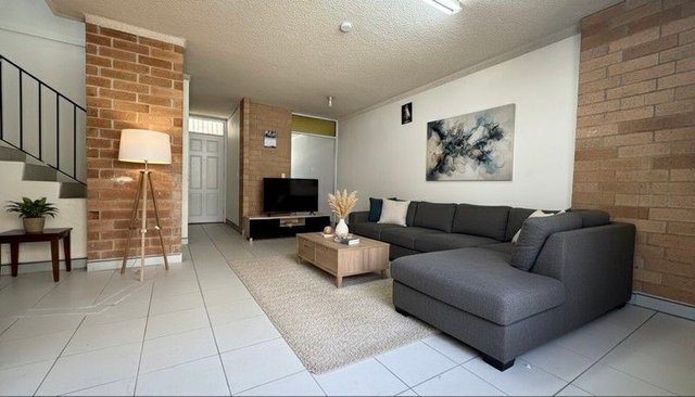 4/45 McBurney Road, NSW 2166