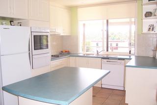 Kitchen (2011-04-24)