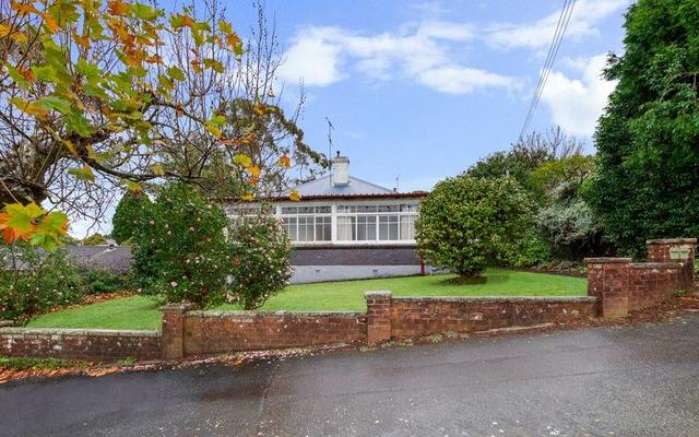 Flat 2/221 Katoomba St, NSW 2780