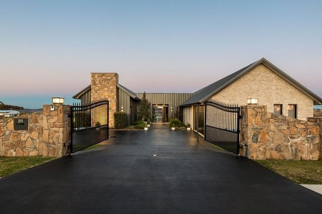 211 Mount Rascal Road, QLD 4350