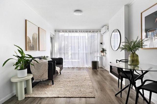 8/2 St Kinnord Street, VIC 3040