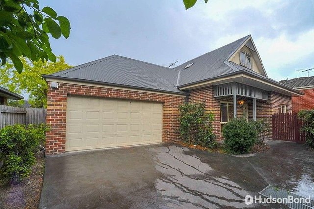 2/10 Ireland Street, VIC 3128