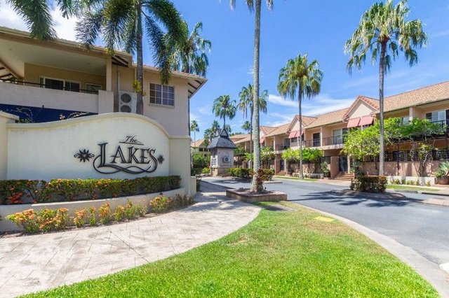 1729/2-10 Greenslopes Street, QLD 4870