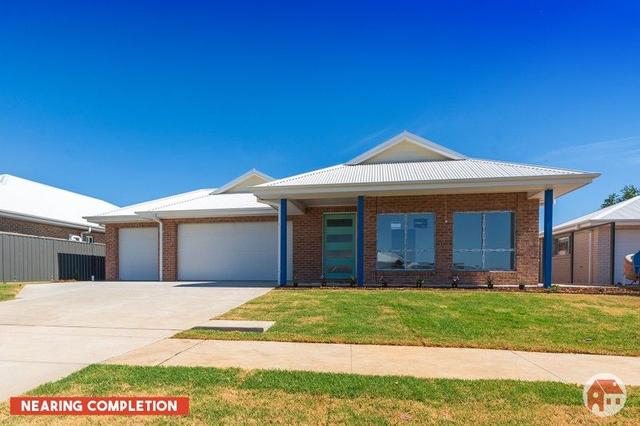 19 Lacebark Drive, NSW 2651