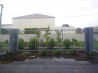 Courtyard (2011-05-23)
