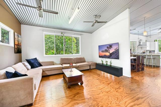 13 McLean Place, QLD 4560