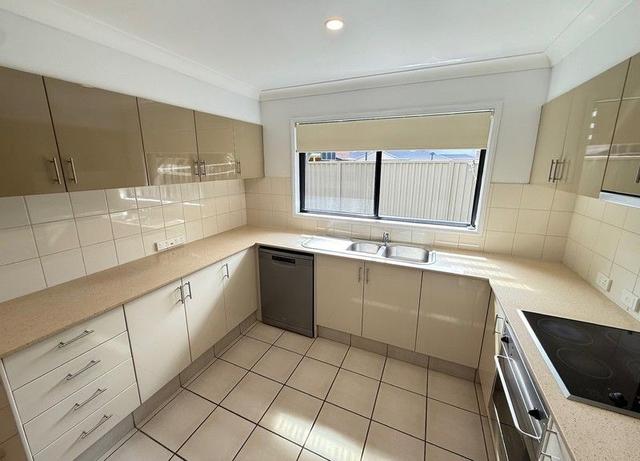 2/8 Gordon Street, QLD 4215