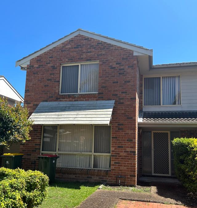 2/15 Hastings Drive, NSW 2324