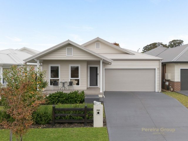 18 Nectarine Crescent, NSW 2570