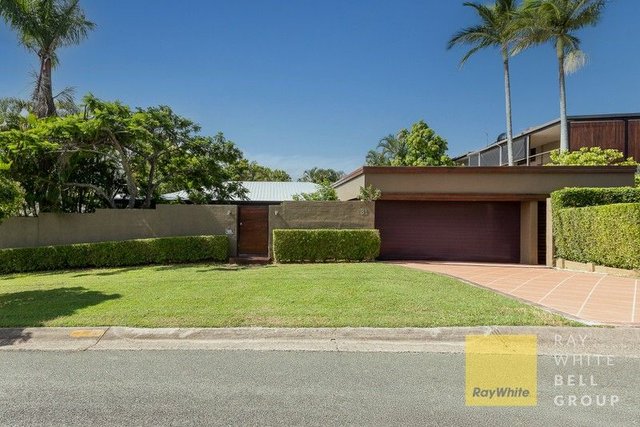 31 Akoonah Street, QLD 4212