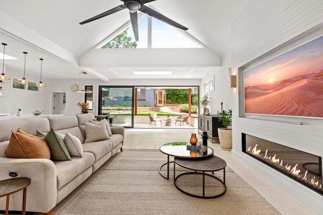 2 Buffalo Road, NSW 2111