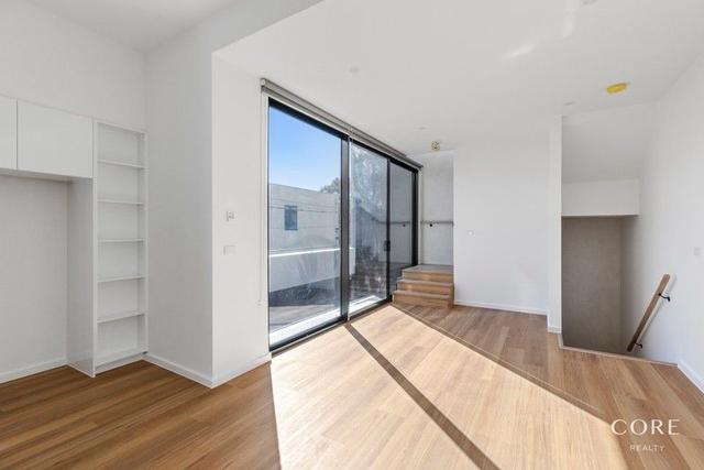 2A St Phillip Street, VIC 3057