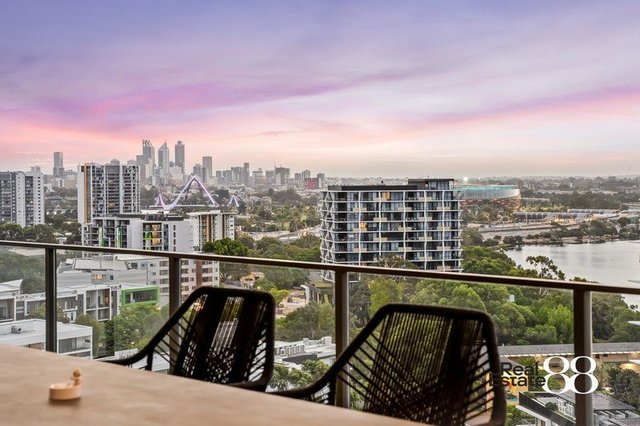 1402/31 Rowe Avenue, WA 6103