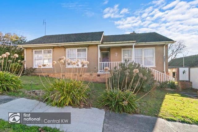 7 East St, VIC 3825