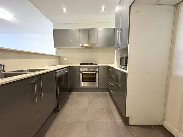 4318/10 Porter Street, NSW 2112