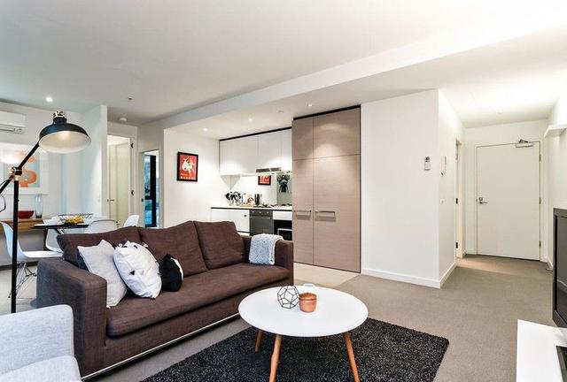 210/470 St Kilda Road, VIC 3000
