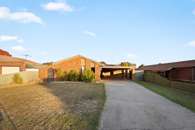 21 Wentworth Court, NSW 2641