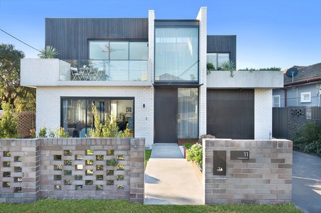 11 Crystal Street, NSW 2224